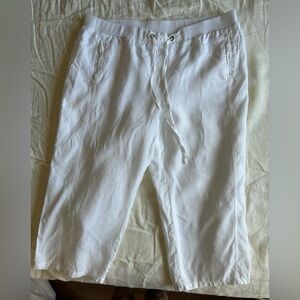 Collection White Lined Linen Capris - Size 16 - Coastal Beach Resort